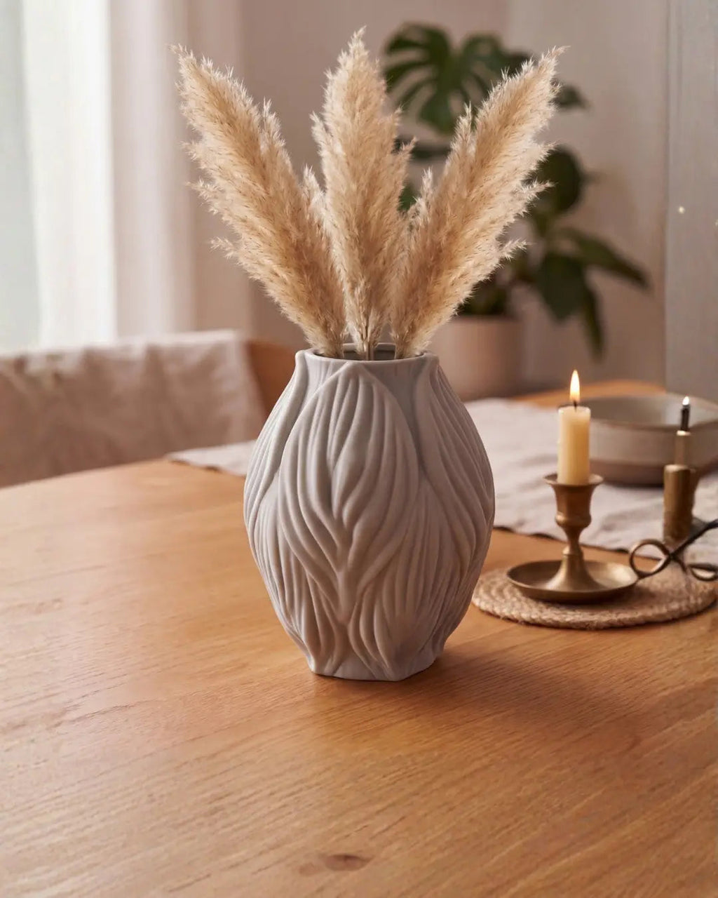 Nature’s Elegance Vase Koshindo Art